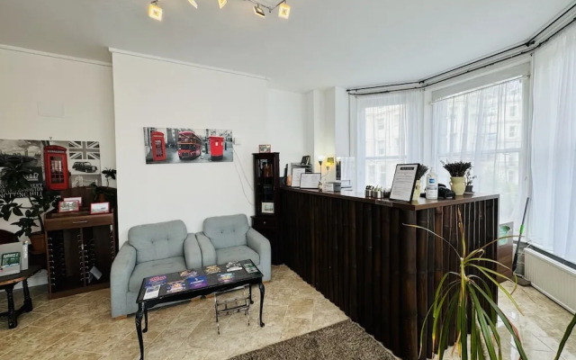 Carlton Courth Hotel Eastbourne