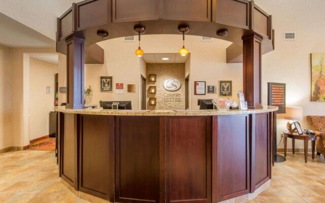 Comfort Suites Altoona North