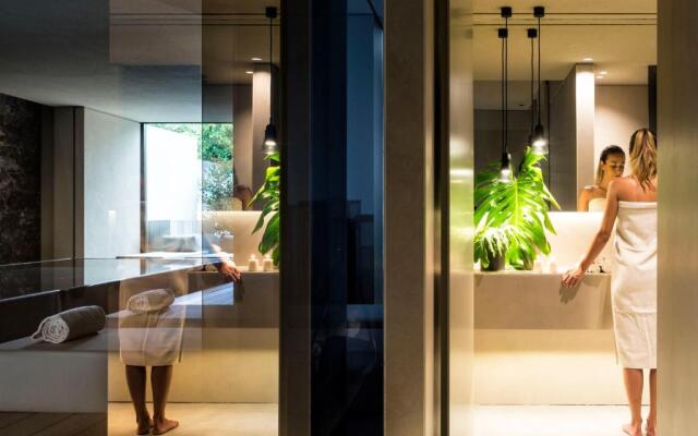 Zash Country Boutique Hotel