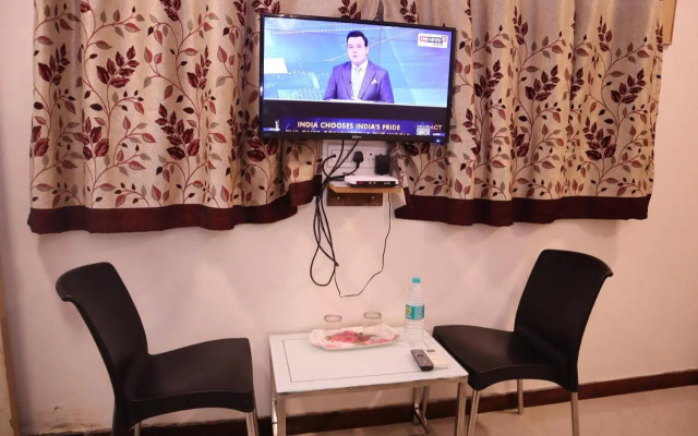 Smilestay Sri Sai ram Suites