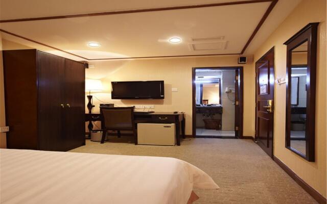 Warmyes Business Hotel