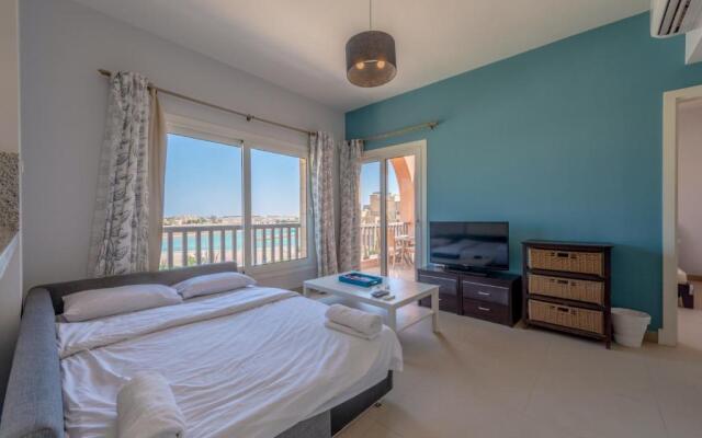 Lagoon View 1BR Apartment in Waterside El Gouna