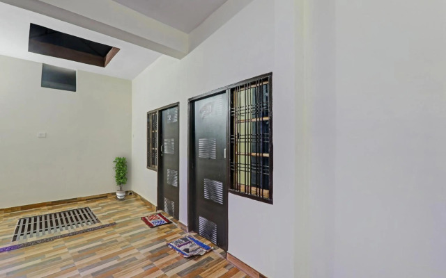 OYO Flagship 80465F R K Hotels