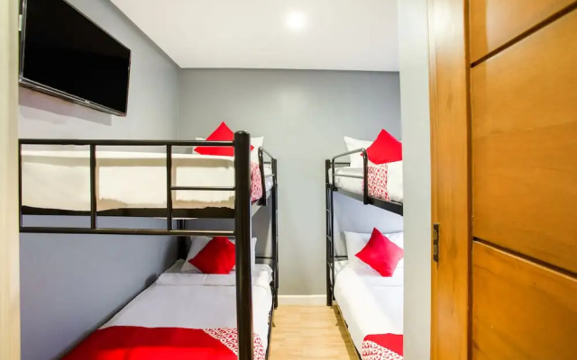 OYO 521 Bacaca Suites