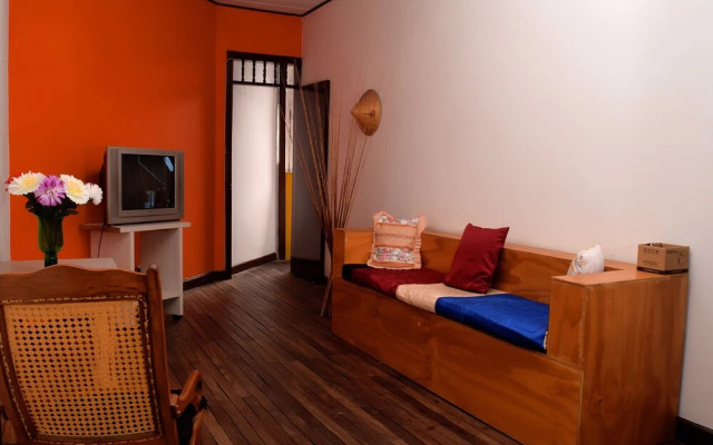 Hostal Versalles