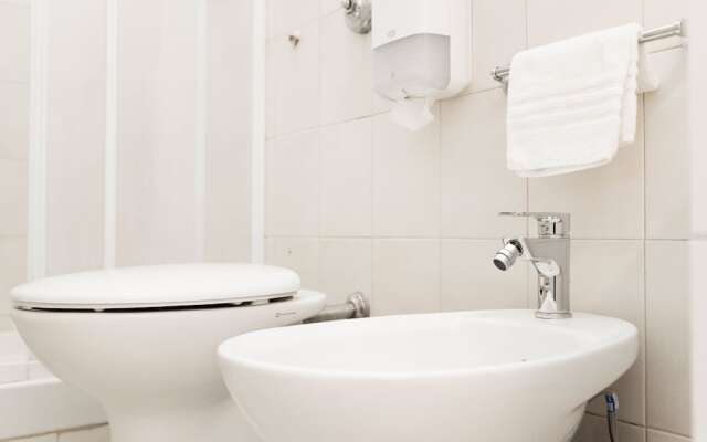 10 - 12 Tourist House Apartment Centre Bologna