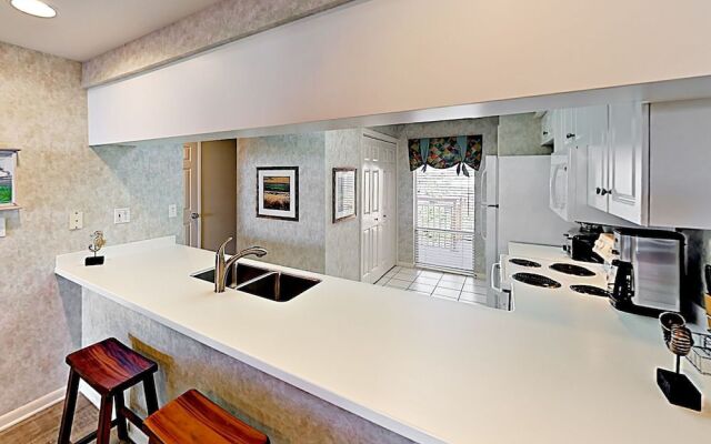 Poolside Rental with Beach Access by RedAwning