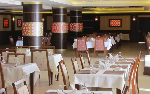 Noble Hotel