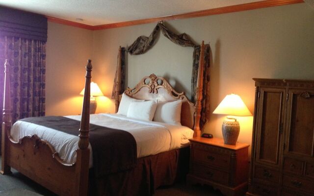 Petawawa River Inn and Suites