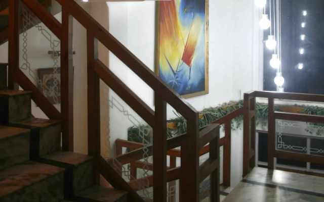 Hotel Golden Finger
