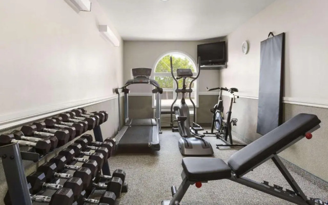 Days Inn - Steinbach