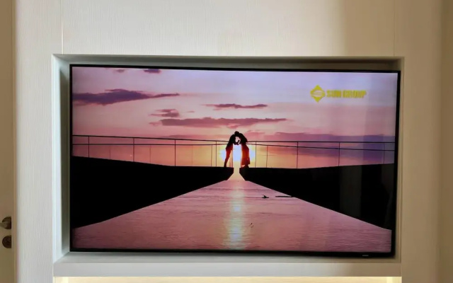 Nice Seaview-Kiss bridge-Firework-Sunset