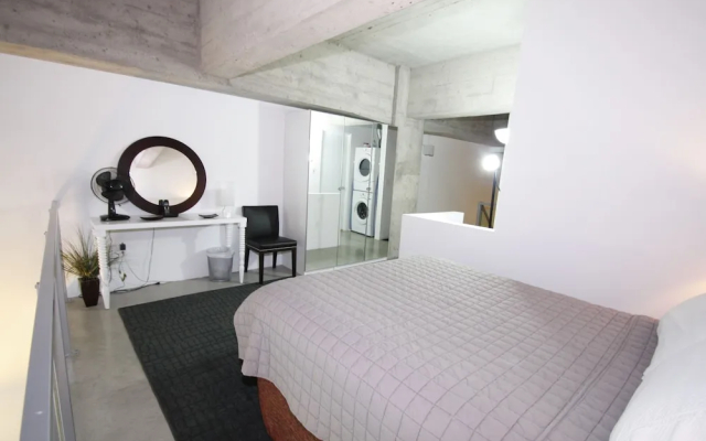Downtown Loft Style Condo Heated Parking