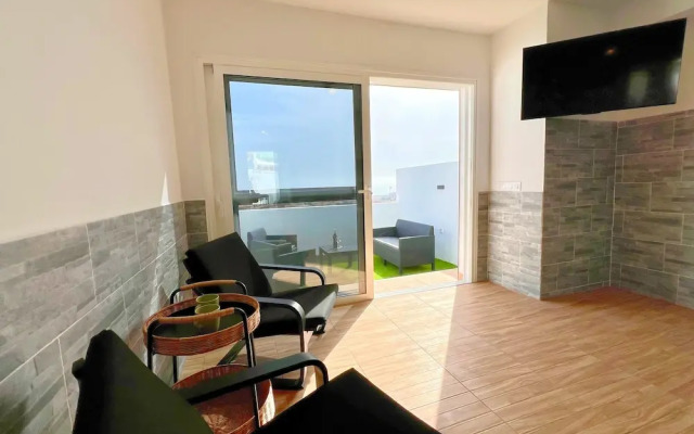 Sea View Bungalow with Communal Pool