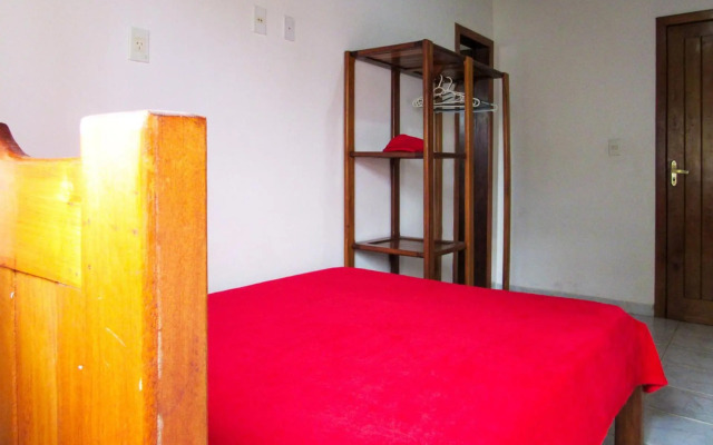 Casa com 4 Suítes, Piscina, Área Gourmet e Wifi