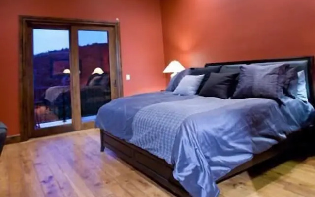 Bella Estate By Signature Vacation Rentals