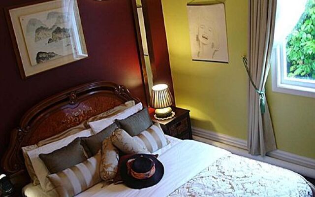 Tresco Rotorua Bed and Breakfast