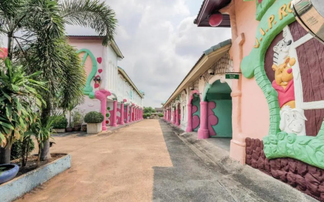 For Love Hotel by OYO Rooms