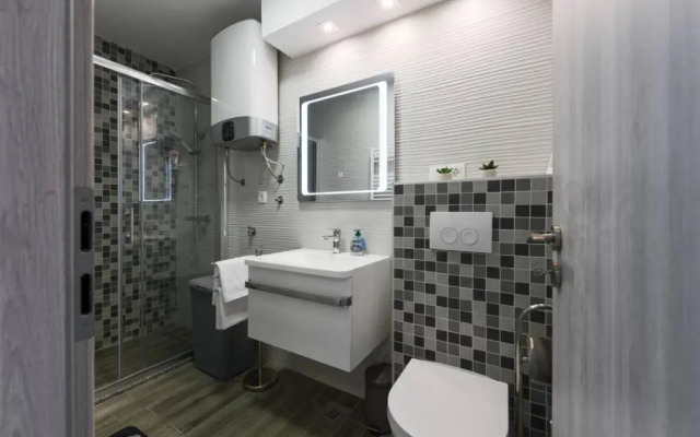 Reza Luxury Apartment