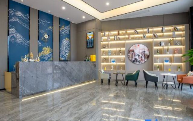 Xiangge Lila Hotel (Zengcheng Ningxi Square Branch)