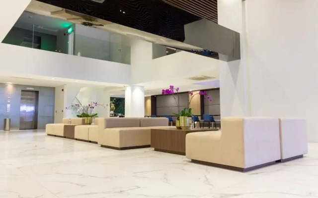 Ramada Encore by Wyndham Makati