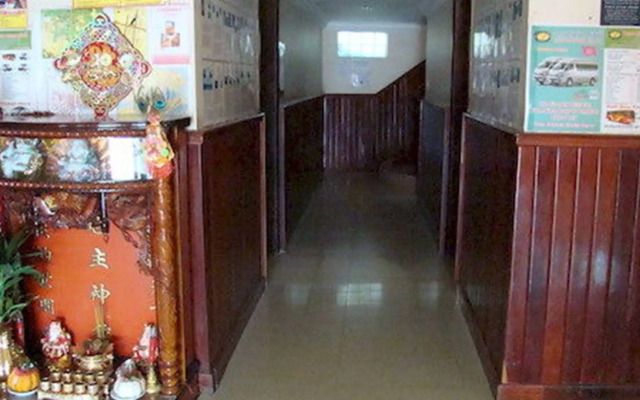 The Golden Square Villa
