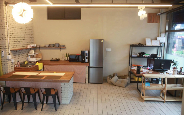 Quartz Hostel