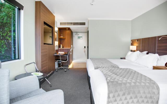 Holiday Inn Queenstown Frankton Road by IHG