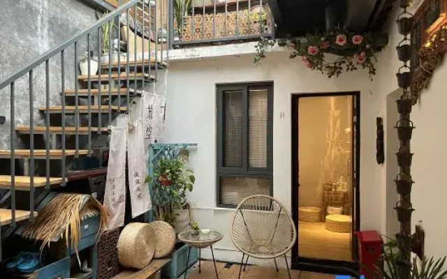 Xiaohe Chinese Inn (Chaozhou Ancient City Paifang Street)