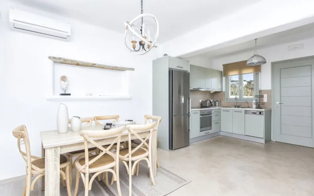 Villa Glyfada a Private Fully Equipped gem