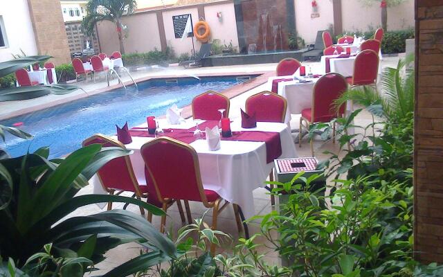 Limeridge Hotel