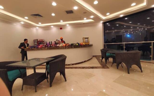 Grand Plaza Hotel