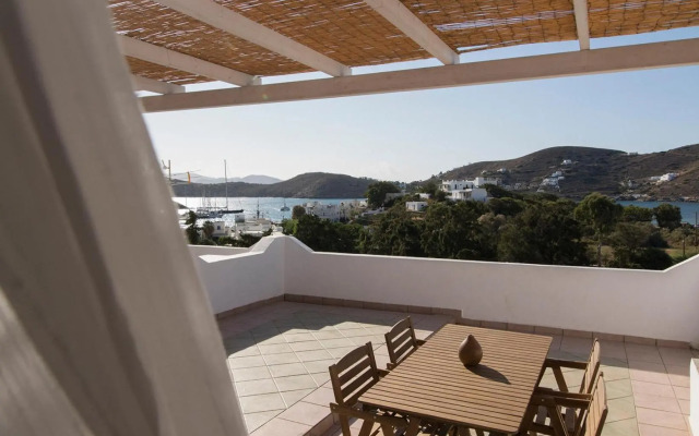 Armadoros Hotel Ios Backpackers