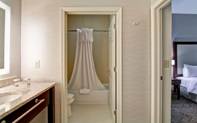 Homewood Suites by Hilton Newark-Cranford