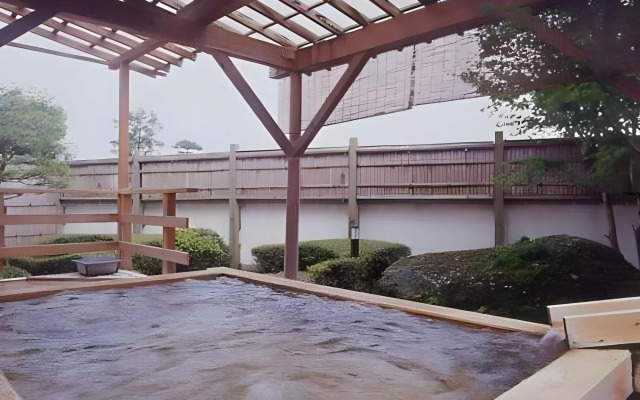 Kansuien Kakuraku