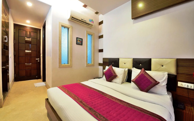 Hotel Taksh Inn