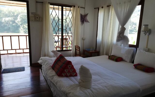 Nam Ou River Lodge