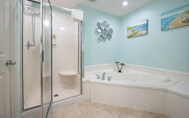 Phoenix Ix 906 2 Bedroom Condo