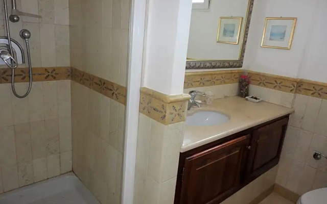 Villa Playa del Sol - B1