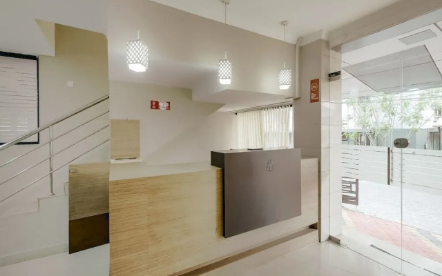 OYO Flagship 240 Southern Railway Station