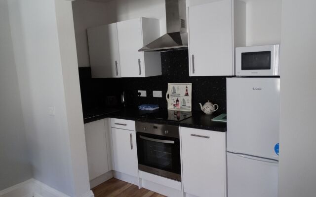Portum -John St Apartment