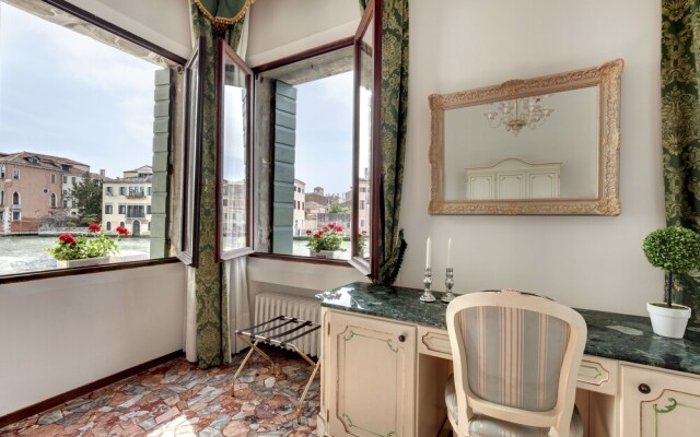 Grand Canal Residence