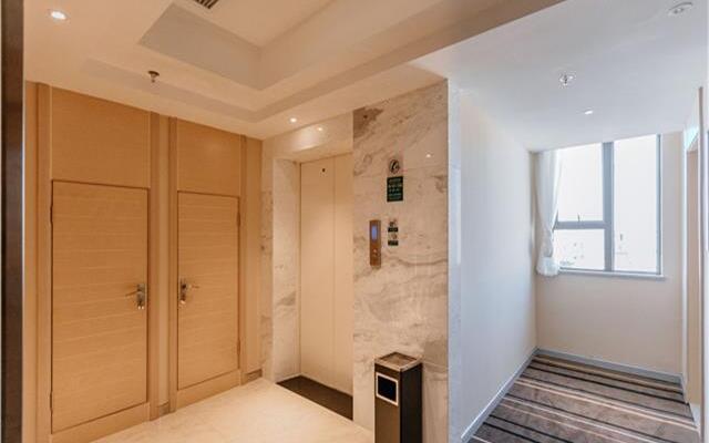 City Comfort Inn Kunming South Railway Station University City