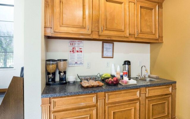 Rodeway Inn & Suites Humble, TX