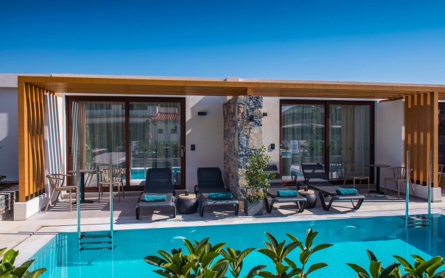 Petousis Hotel & Suites