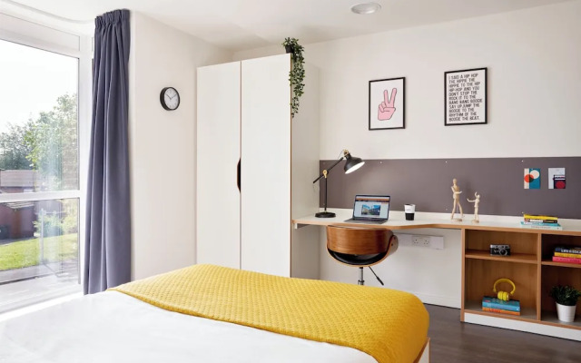 Student Only Asa Briggs House