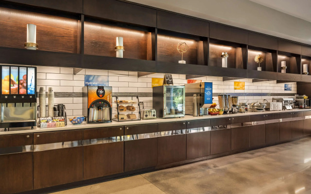 GLō Hotel Asheville-Blue Ridge Parkway