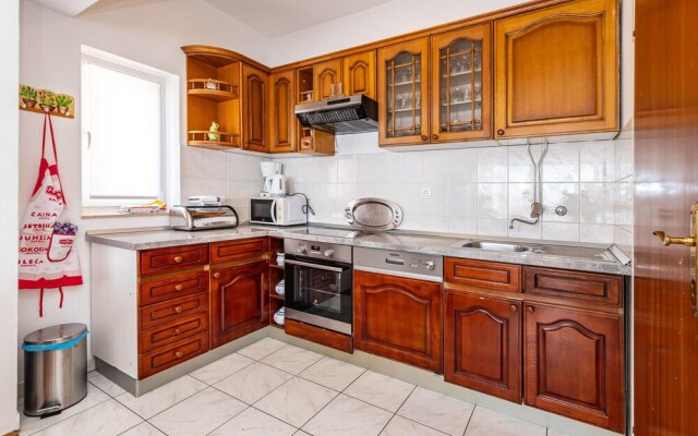 Stunning Home in Rovanjska With 5 Bedrooms, Wifi and Outdoor Swimming Pool