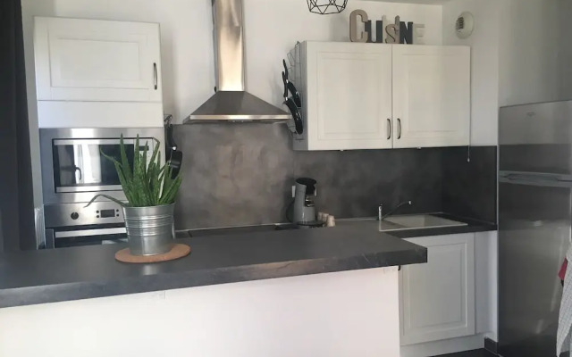 Apartment With 2 Bedrooms in Magny-le-hongre, With Wifi