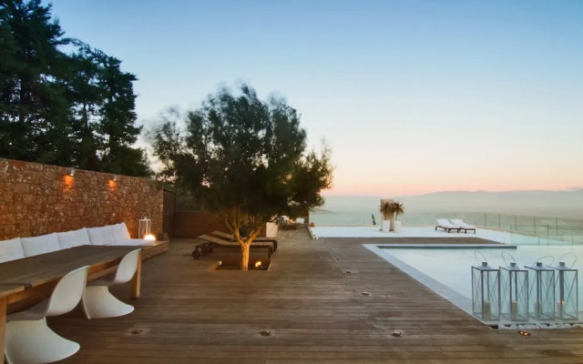 Seaview Peninsula Villa